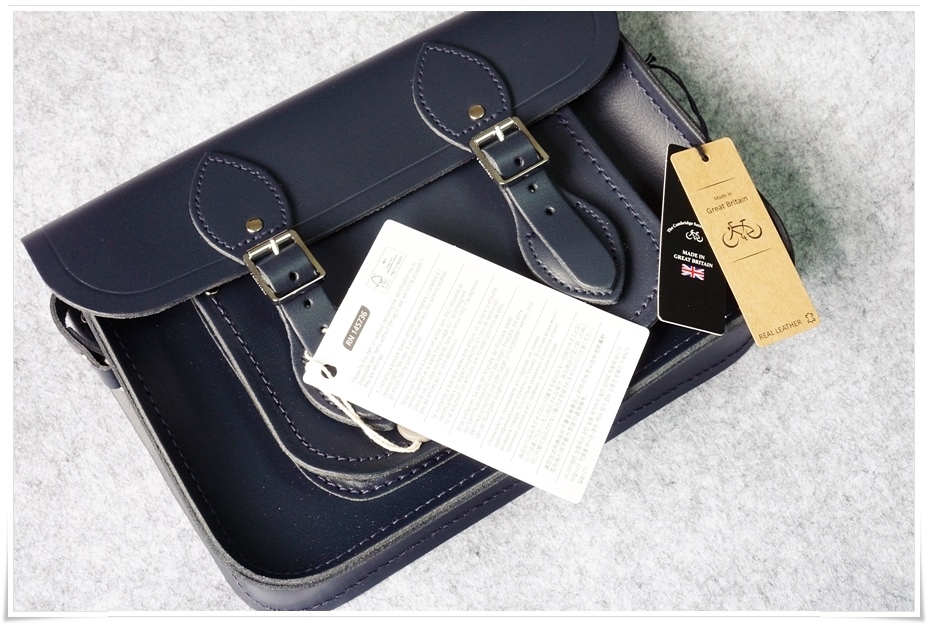 THE CAMBRIDGE SATCHEL COMPANY＃DARK BLUE劍橋包YOOX購物開箱_03.JPG