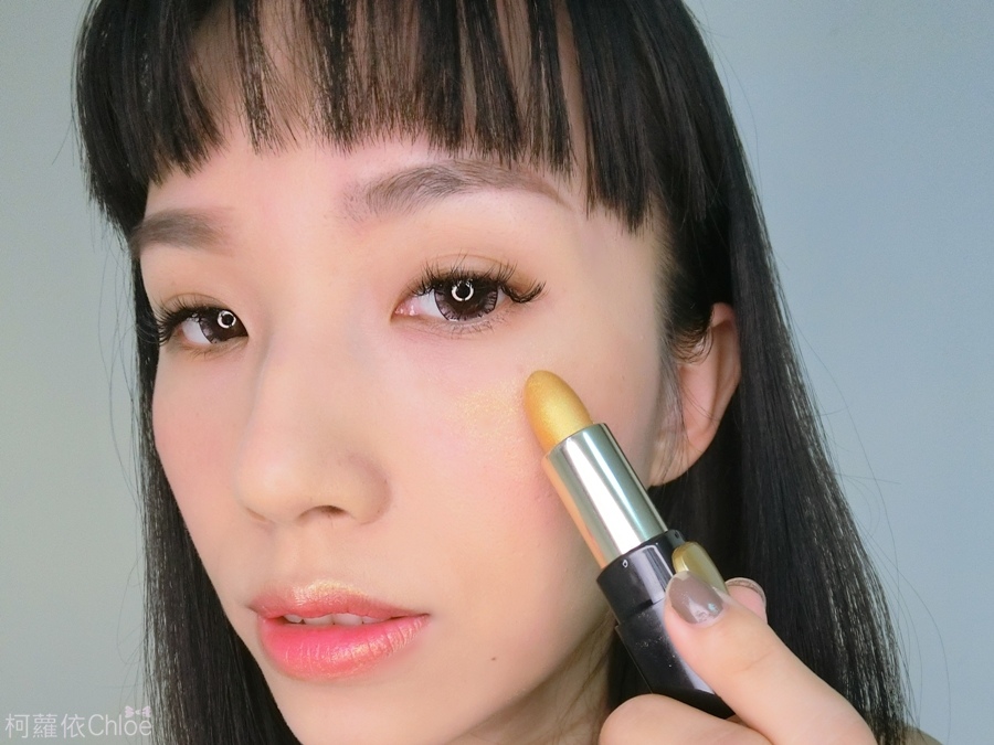 LOREAL巴黎萊雅24K金屬星燦唇膏11.JPG