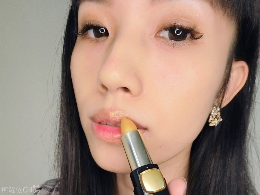 LOREAL巴黎萊雅24K金屬星燦唇膏6.JPG