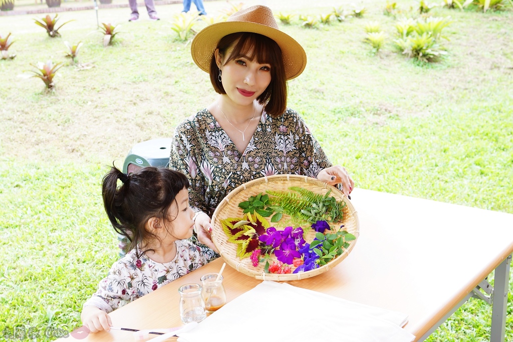 屏東一日遊 185沿山觀光郵輪巴士隨著巴士定點玩透透 親子旅行 山川琉璃吊橋美景➡️隘寮勝利門➡️ 銘泉生態休閒農場Y➡️萬金教堂➡️赤山社區黑搓巧55.JPG