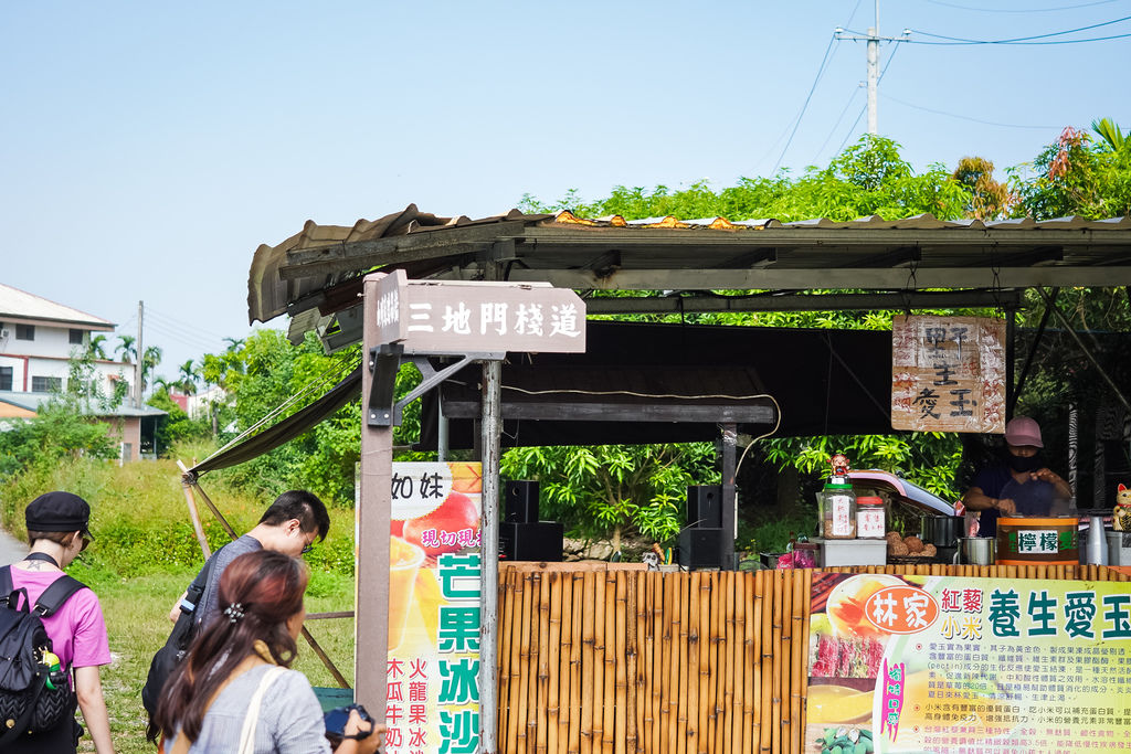 屏東一日遊｜台灣好行508屏北線這樣玩最對味！親子深度放電之旅 山川琉璃吊橋 手作琉璃珠DIY 三地門工藝村 六堆客家噴泉玩樂 客家檳榔扇彩繪DIY26.jpg