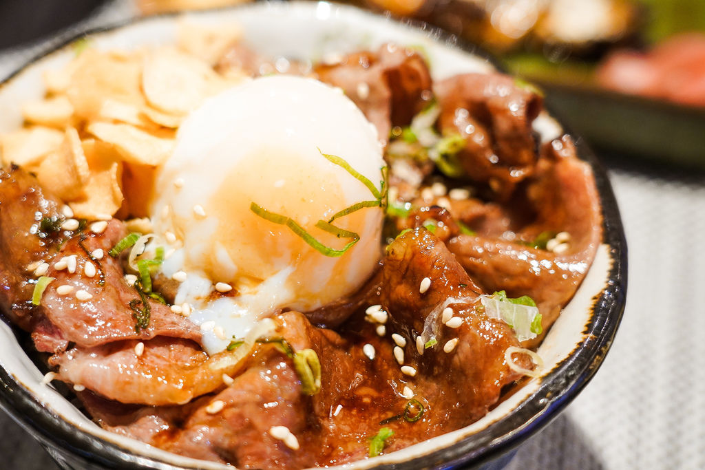 高雄日式料理 八十八丼88 Donbur i  高CP值套餐 小盛合丼 牛燒肉丼必吃12a.jpg