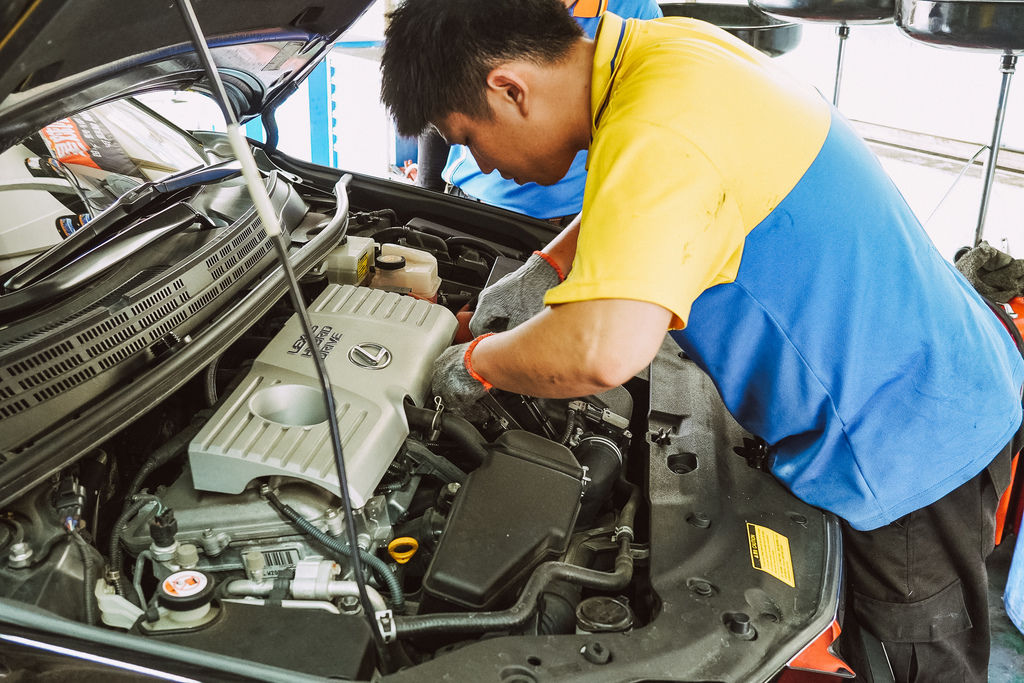 高雄汽車百貨 高階車避震器改裝 更換輪胎 汽車精品 免費行車安全檢查 一家消費 全台服務~車之輪-民權店10.jpg