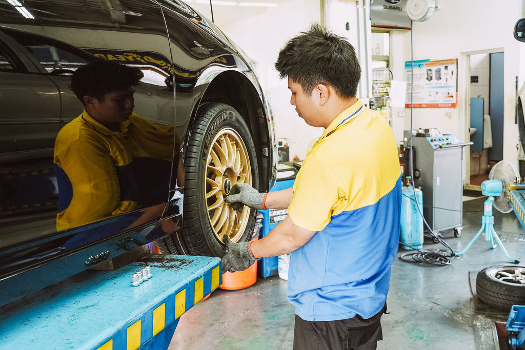 高雄汽車百貨 高階車避震器改裝 更換輪胎 汽車精品 免費行車安全檢查 一家消費 全台服務~車之輪-民權店26.jpg