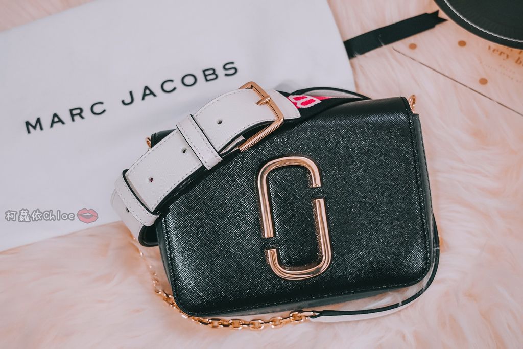 開箱穿搭 MARC JACOBS LOGO STRAP HIP SHOT BAG 腰包肩背包 一包多用途 高CP值超人氣MJ包1.jpg