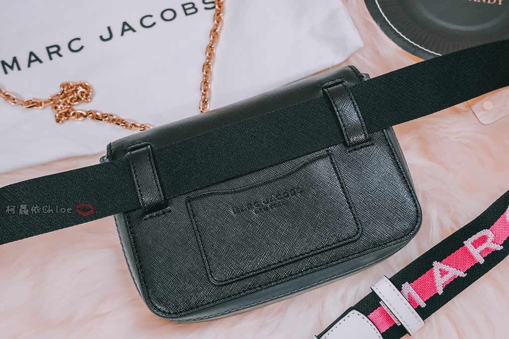 開箱穿搭 MARC JACOBS LOGO STRAP HIP SHOT BAG 腰包肩背包 一包多用途 高CP值超人氣MJ包4.jpg