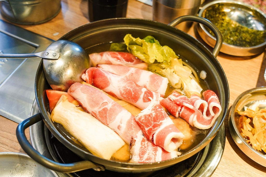 高雄燒肉 虎樂日韓精肉海鮮火烤吃到飽 親子用餐吃飽飽 大魯閣草衙道美食推薦34.JPG