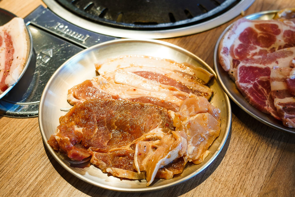 高雄燒肉 虎樂日韓精肉海鮮火烤吃到飽 親子用餐吃飽飽 大魯閣草衙道美食推薦40.JPG