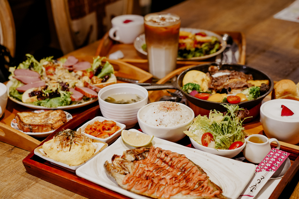 高雄早午餐推薦 多一點咖啡館-文化館 異國料理多樣化餐點 分量充足 聚餐好去處15.jpg