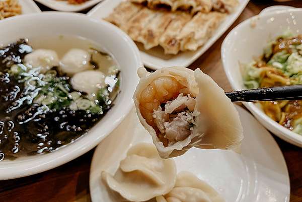 屏東佳冬 八方雲集鍋貼水餃專賣店 招牌鍋貼 乾麵 鮮蝦水餃 限定雙人超值套餐省更多23.jpg