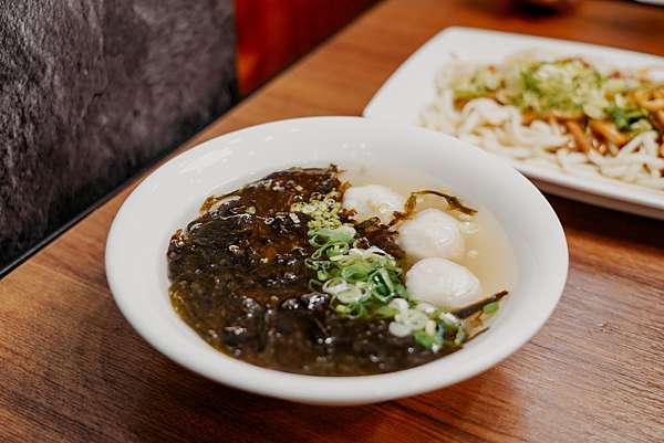 屏東佳冬 八方雲集鍋貼水餃專賣店 招牌鍋貼 乾麵 鮮蝦水餃 限定雙人超值套餐省更多34.jpg