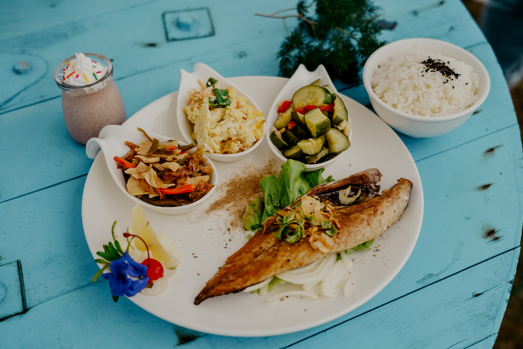 屏東枋山美食IG景點 三個傻瓜海景咖啡暨傻瓜天堂露營區 美食簡餐 芒果冰沙必點42.jpg