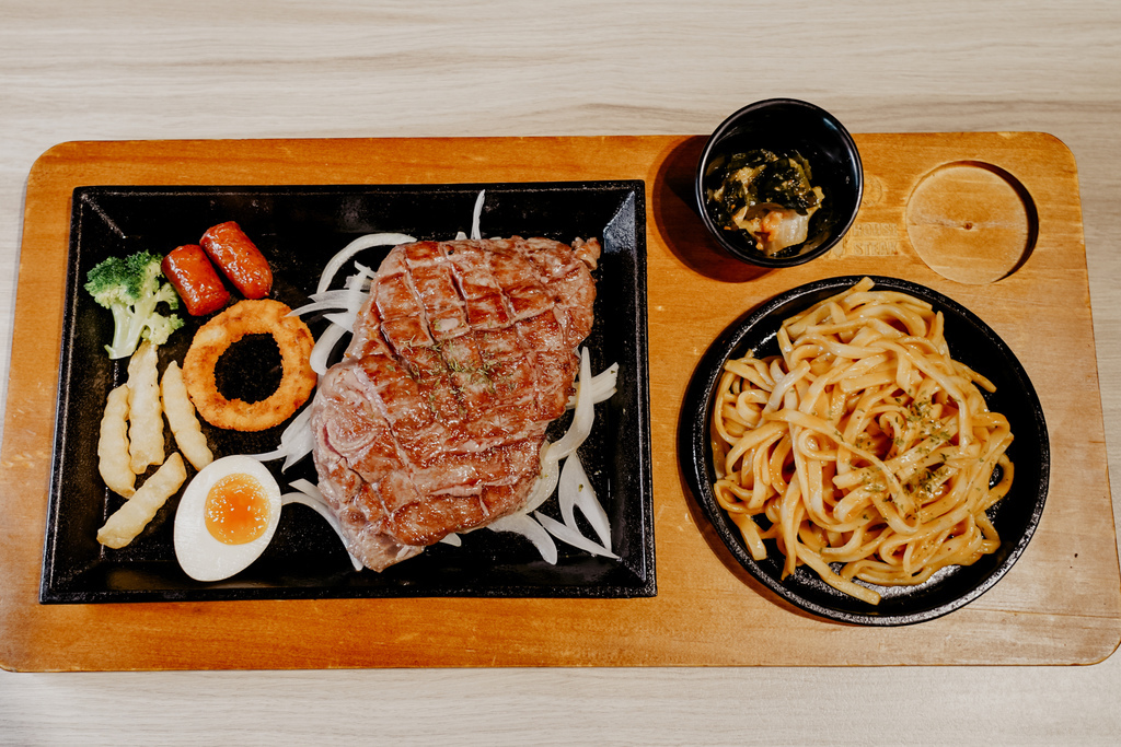 平價牛排館 拐彎抹角牛排館台南小北店 全台首創七種獨家秘醬 不使用重組肉17.jpg