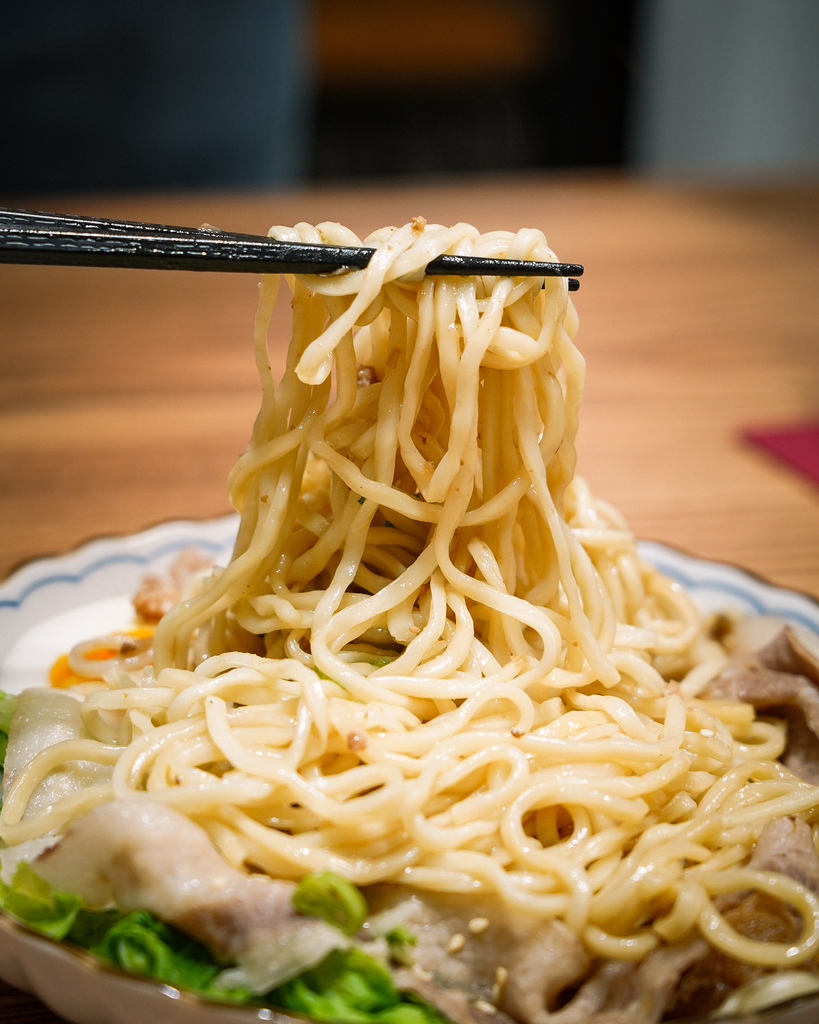 台南東區 好春麵飲  文青質感風麵店 滷菜激推四川秘製辣油味道更升級！３０.jpg