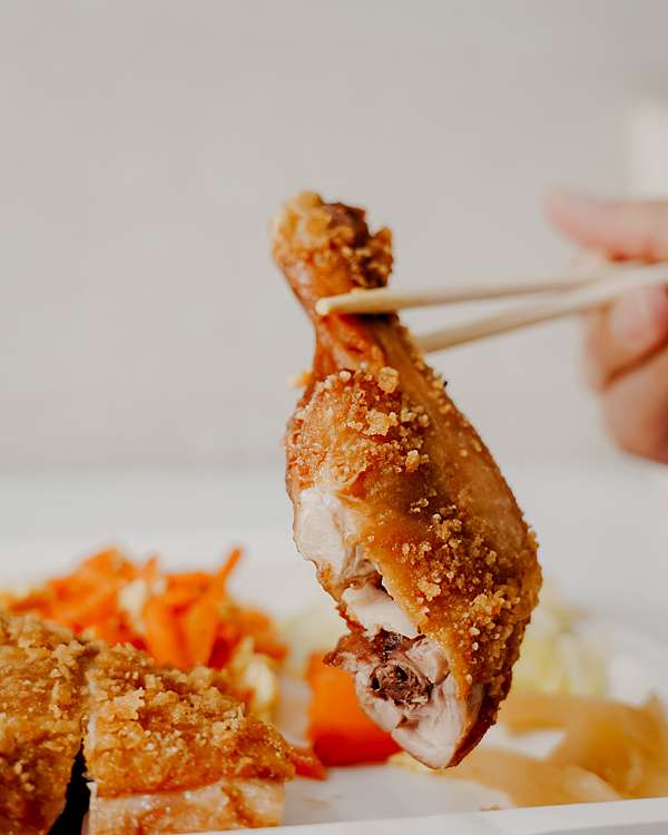 高雄便當店 豐味排骨飯 菜色豐富不油膩 有媽媽的味道 百元內平價便當 可外帶內用外送18.JPG 高雄便當店 豐味排骨飯 菜色豐富不油膩 有媽媽的味道 百元內平價便當 可外帶內用外送18.JPG
