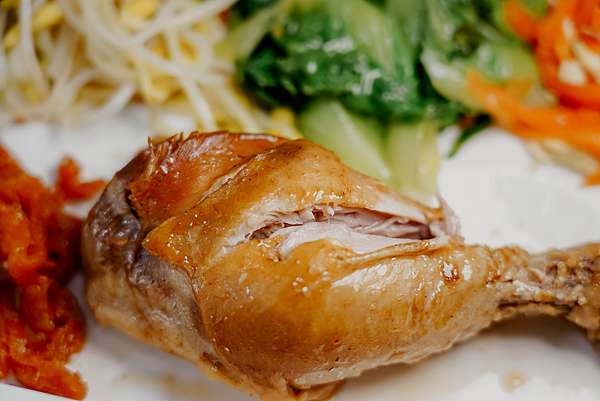高雄便當店 豐味排骨飯 菜色豐富不油膩 有媽媽的味道 百元內平價便當 可外帶內用外送25.JPG 高雄便當店 豐味排骨飯 菜色豐富不油膩 有媽媽的味道 百元內平價便當 可外帶內用外送25.JPG