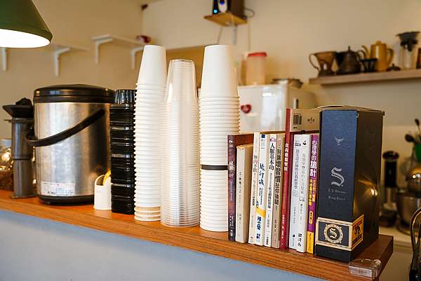 台南東區 Lazy Day Cafe LD 自家咖啡 手工甜點烘焙 早餐漢堡蛋餅 還有療癒貓咪陪伴8.jpg 台南東區 Lazy Day Cafe LD 自家咖啡 手工甜點烘焙 早餐漢堡蛋餅 還有療癒貓咪陪伴8.jpg