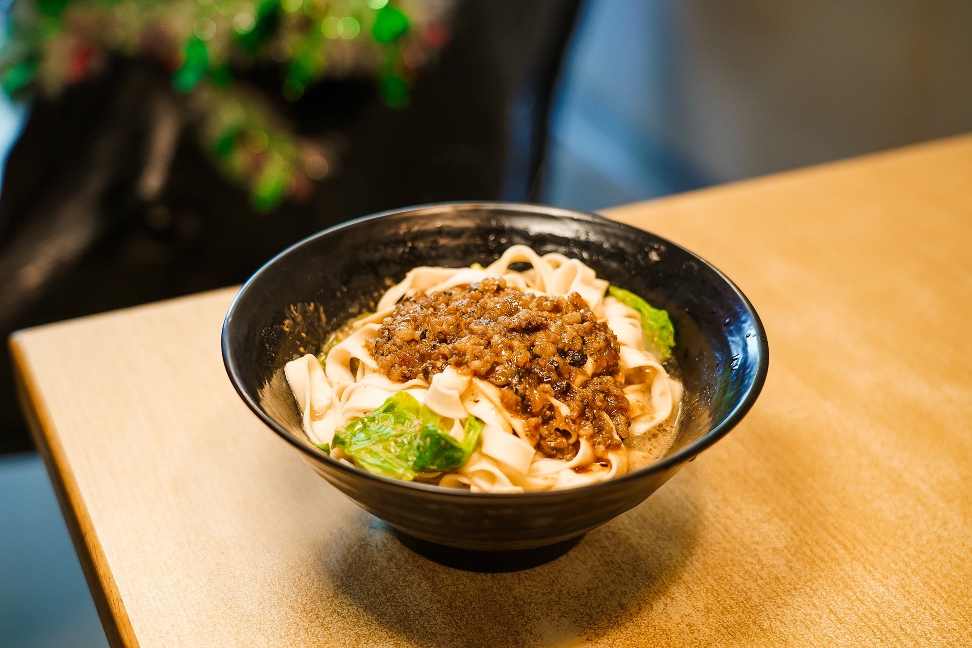 台南中西區美食 東城麵家 結合hiphop與街頭文化的潮流麵店22.jpg