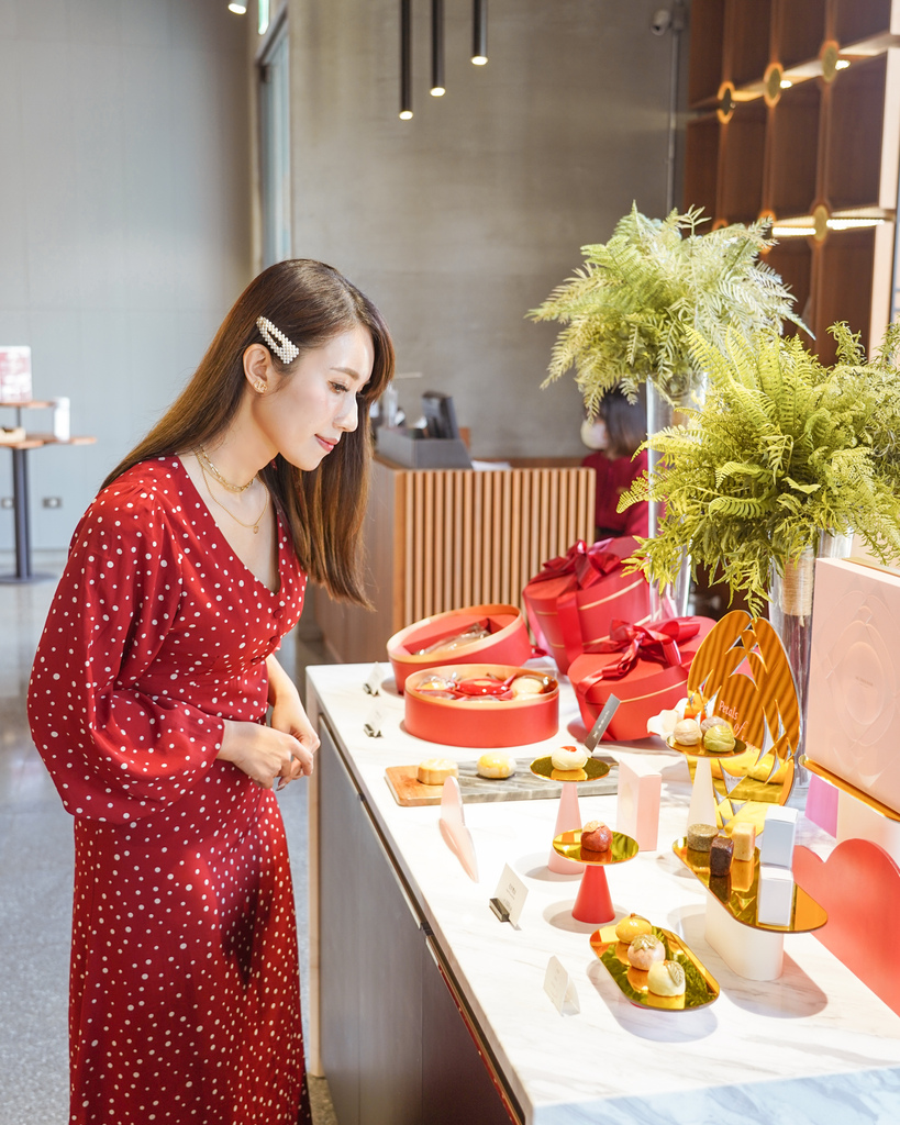 舊振南喜餅 質感花伴禮盒登場 品味漢餅美學 精品中式喜餅推薦 @高雄舊振南漢餅文化館12.jpg