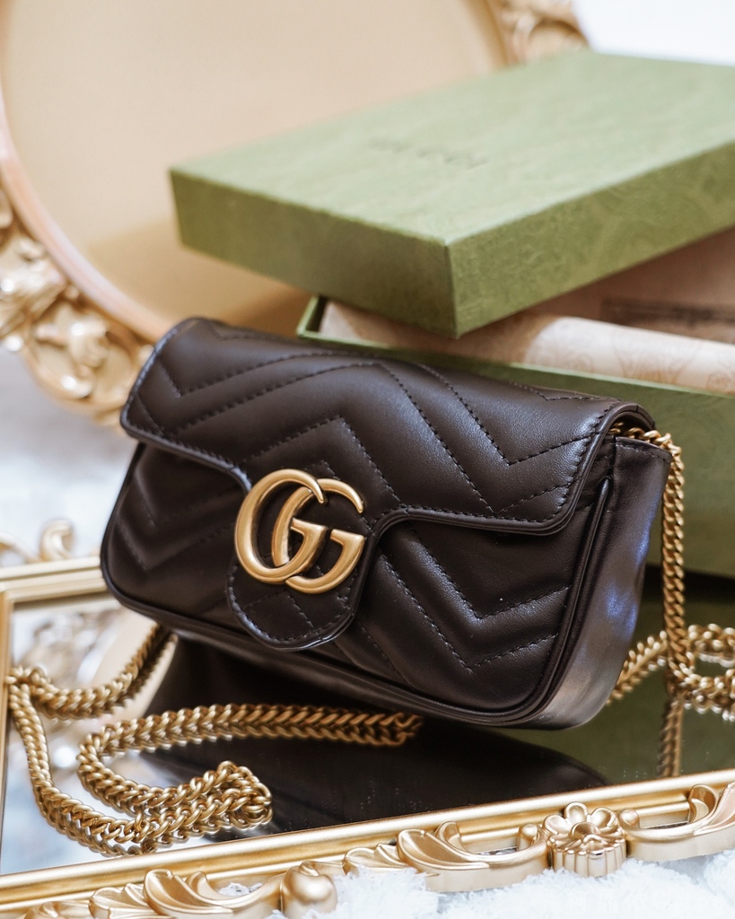 GUCCI小廢包開箱 多種揹法 可以入手了 Gucci Marmont Super Mini bag4.jpg