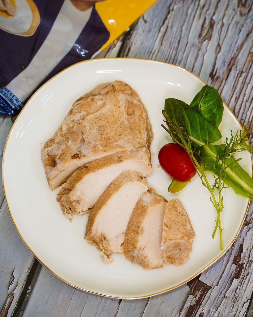 氣冷舒肥雞胸肉片懶人食譜 洽富星級舒肥雞胸  獨特三種口味義式、青花椒、花雕嫩雞胸 健身料理即食雞胸肉推薦23.jpg