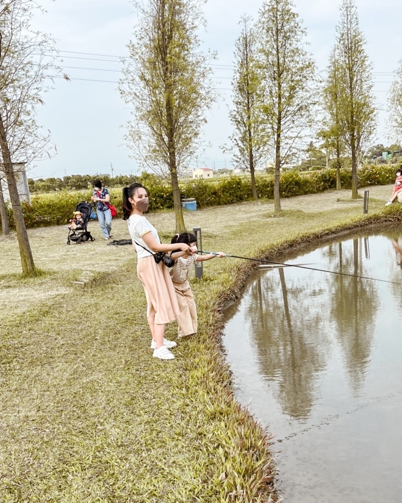 親子住宿推薦 南科贊美酒店 一泊二食烘窯釣魚好好玩  親子旅宿南部住宿推薦 近頑皮世界動物園77A (2).jpg