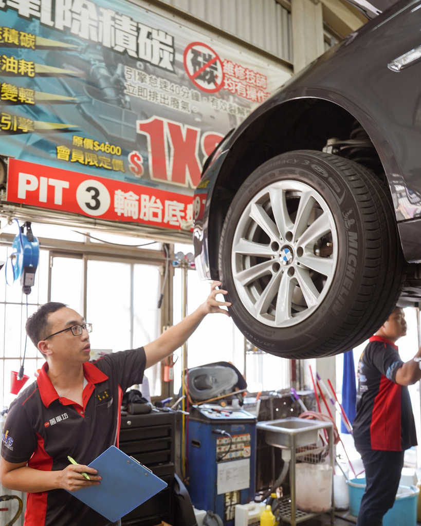 歐固德台南汽車保養廠推薦 麗車坊台南永華門市 BMW 520d 5萬公里保養 全車健檢換機油補胎30.jpg