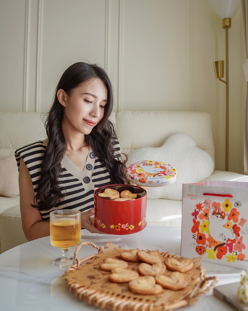 喜憨兒喜歡你 最暖心的手工餅乾甜點推薦！千層蝴蝶酥 乳酪球禮盒分享3.JPG