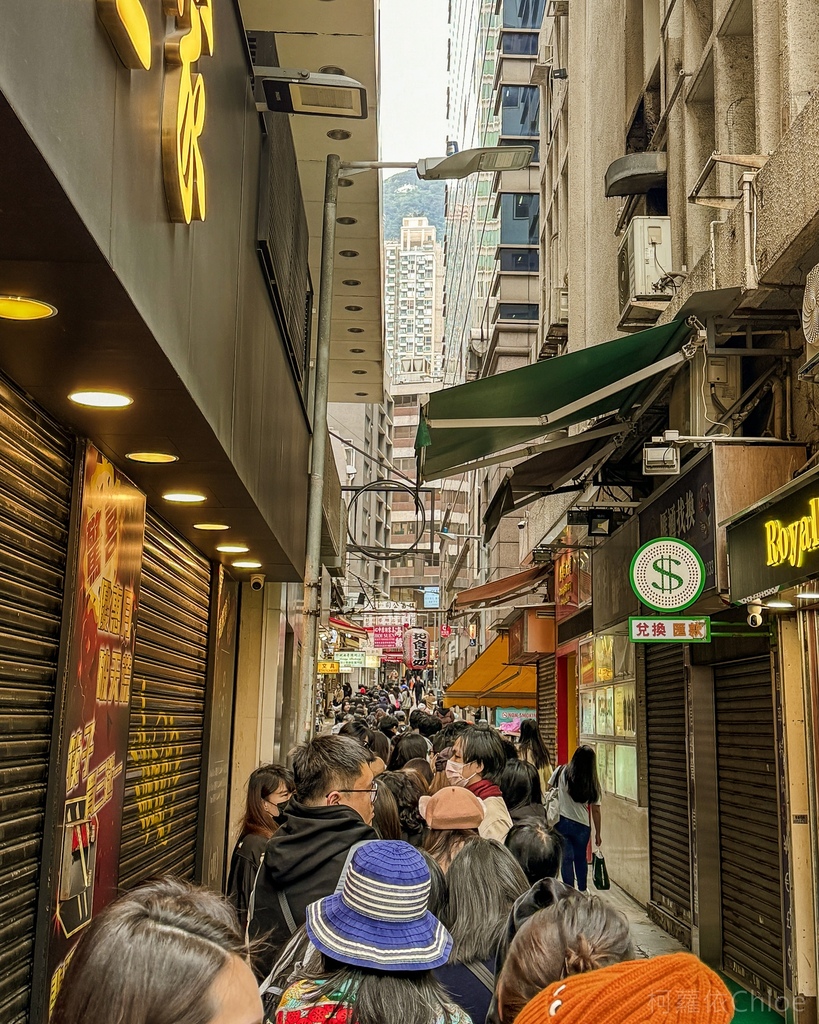 香港上环 珍妮曲奇聪明小熊 香港伴手礼 圣诞版铁盒好可爱 咖啡花香浓好吃3.jpg