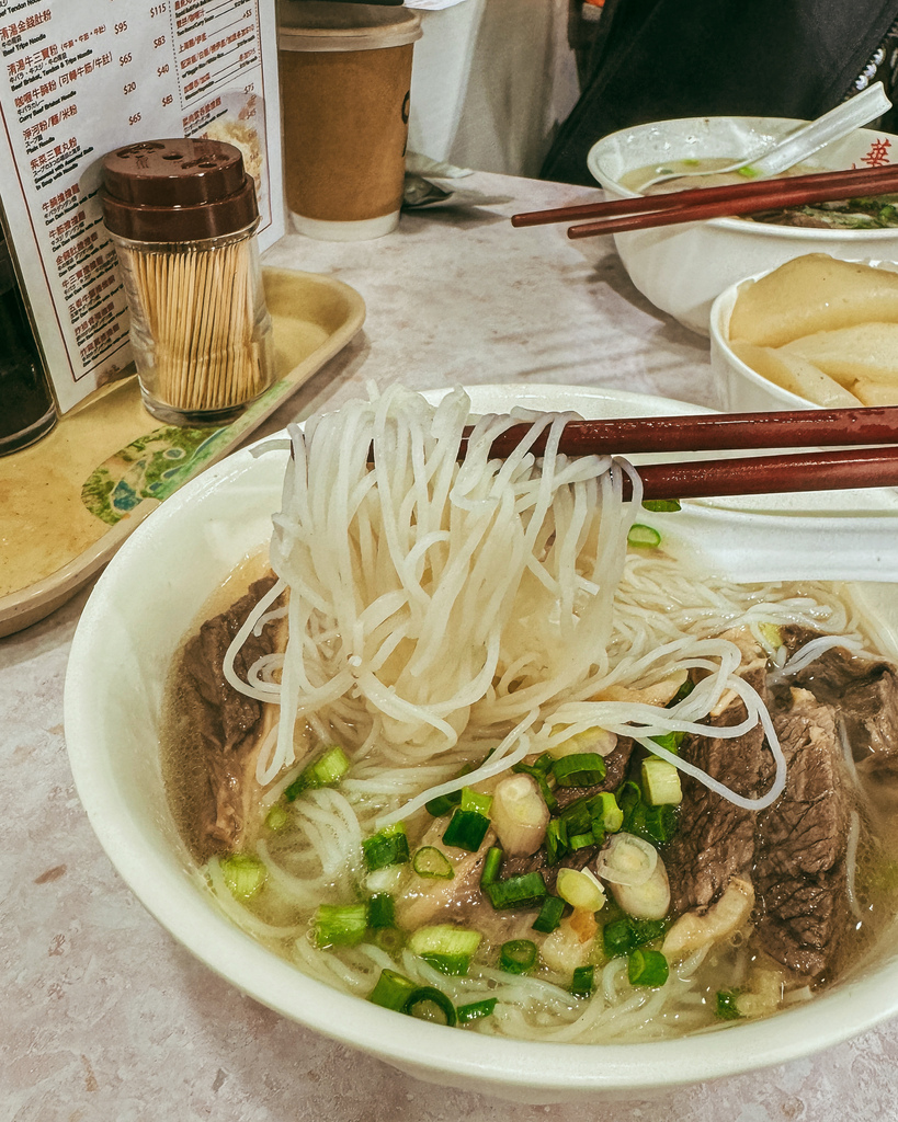 香港天后站美食 華姐清湯腩 米其林指南推薦小吃 湯頭濃郁牛腩份量不少10.jpg