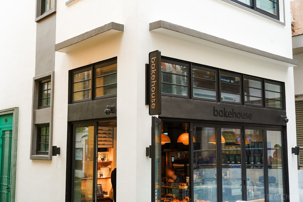 香港超夯伴手禮【Bakehouse】赤柱店 超大打卡牆 免排隊買好買滿蛋塔 朱古力牛角酥3.jpg