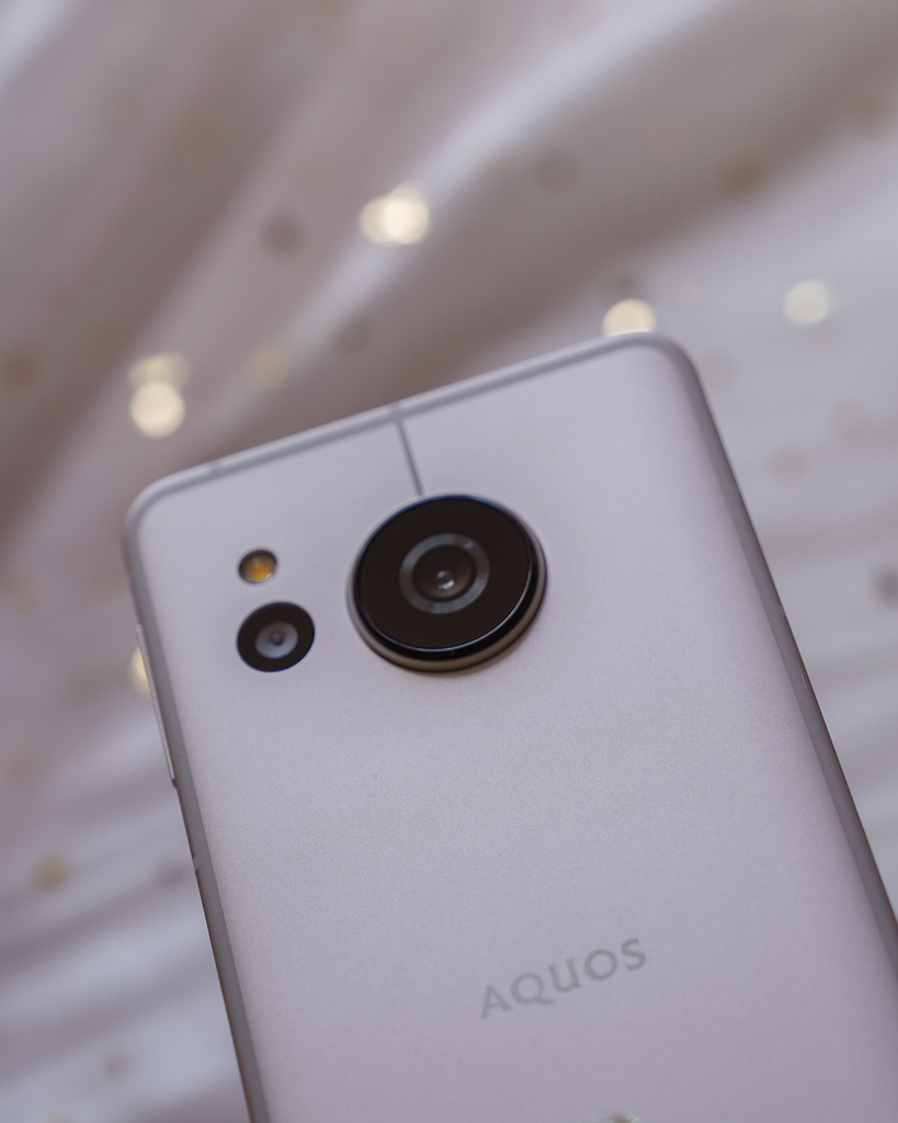 輕手機推薦SHARP AQUOS sense8開箱分享 自拍隨意點 防水防摔 日常拍美照不失手7.jpg