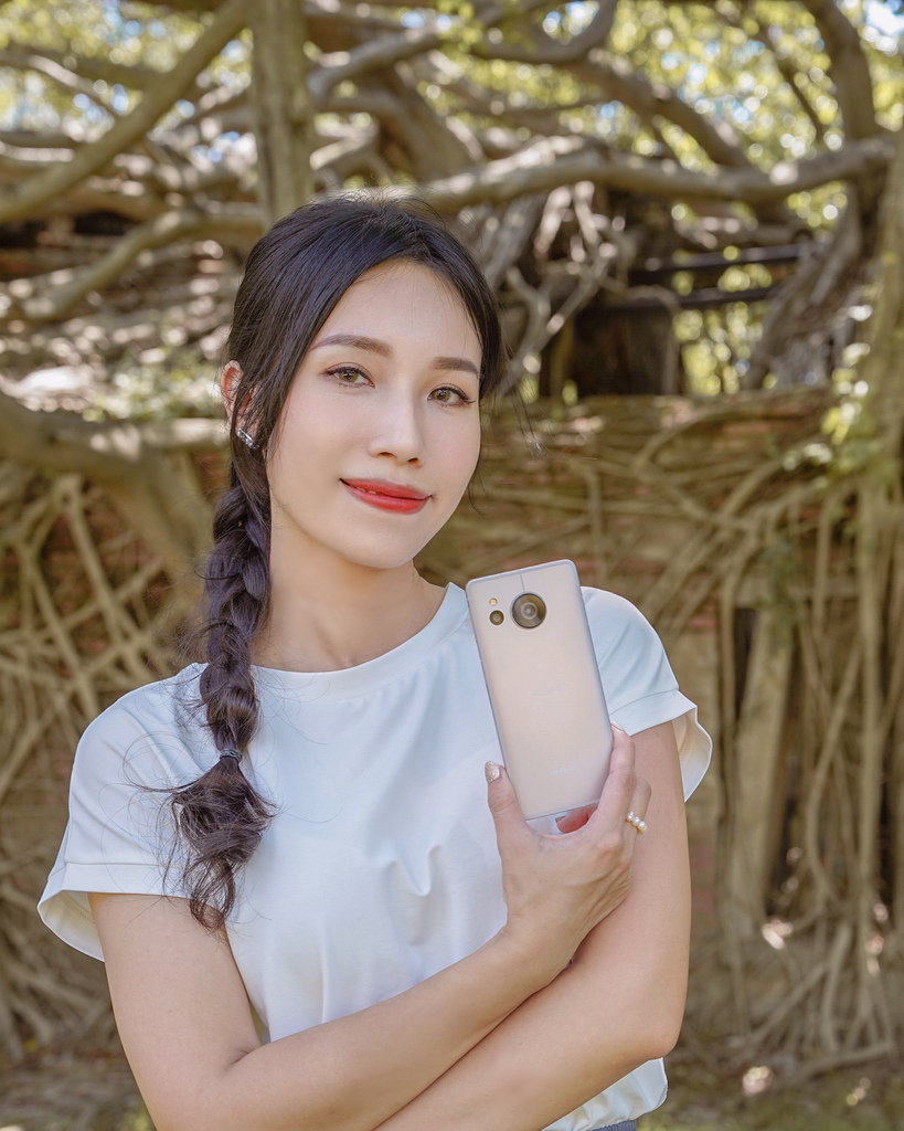 輕手機推薦SHARP AQUOS sense8開箱分享 自拍隨意點 防水防摔 日常拍美照不失手43.jpg
