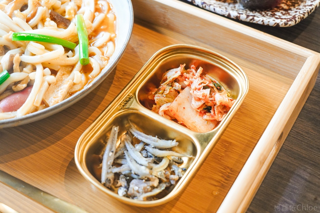 大安區美食 TJ%5CS TABLE 韓式拉麵 台式炸物 明曜百貨附近餐廳9A.jpg