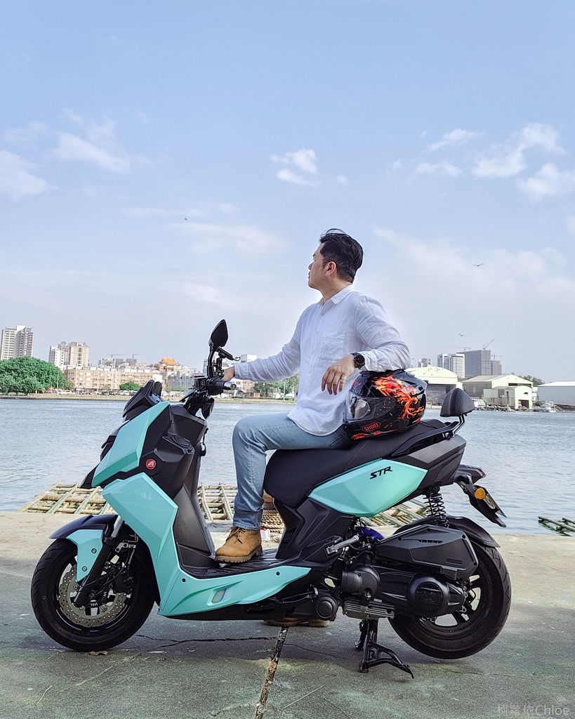 宏佳騰機車｜STR250評價試乘心得 白牌機車之王 擁有最佳馬力 通勤旅遊都很罩5.jpg