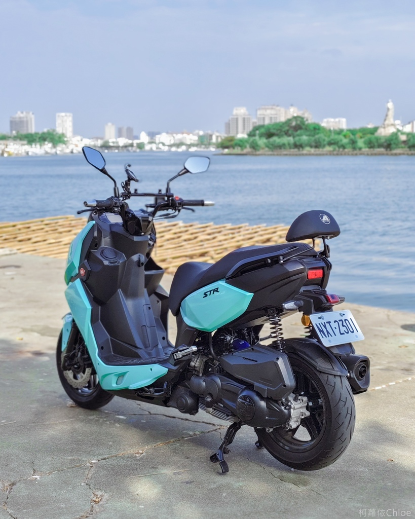 宏佳騰機車｜STR250評價試乘心得 白牌機車之王 擁有最佳馬力 通勤旅遊都很罩9.jpg