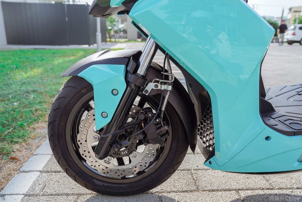 宏佳騰機車｜STR250評價試乘心得 白牌機車之王 擁有最佳馬力 通勤旅遊都很罩19.jpg