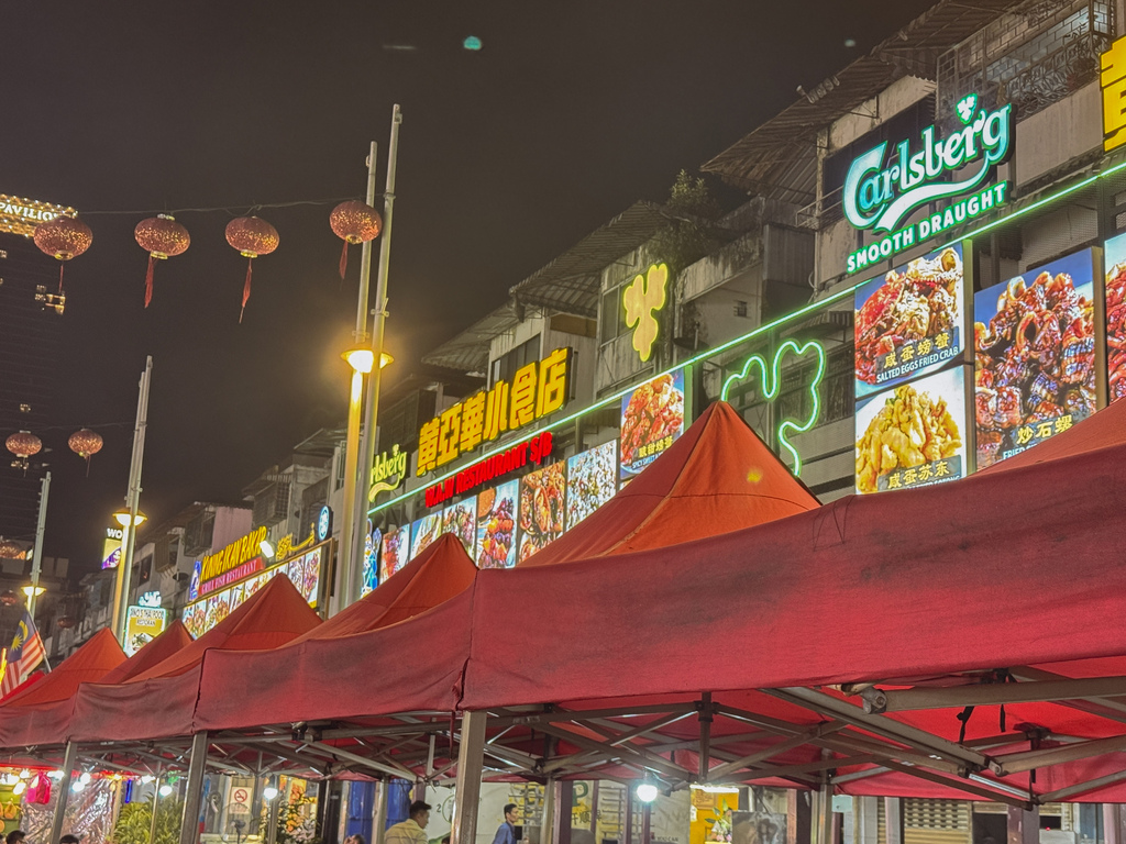 吉隆坡美食 黃亞華小食店 烤雞翅 沙嗲串亞羅街夜市必吃2.jpg
