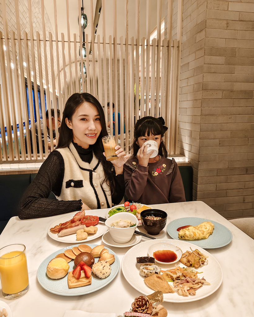 高雄住宿推薦【高雄日航酒店】家庭房開箱  早餐豐富有正宗日式早餐 推車直送港點65.jpg