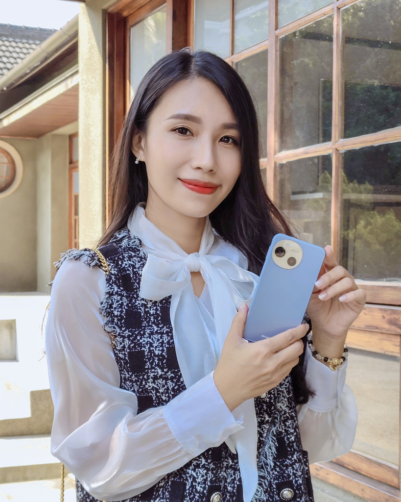 SHARP AQUOS sense9輕手機推薦 電池續航力超長待機 防水防摔日常隨手拍都美 超輕量日系手機開箱1.jpg