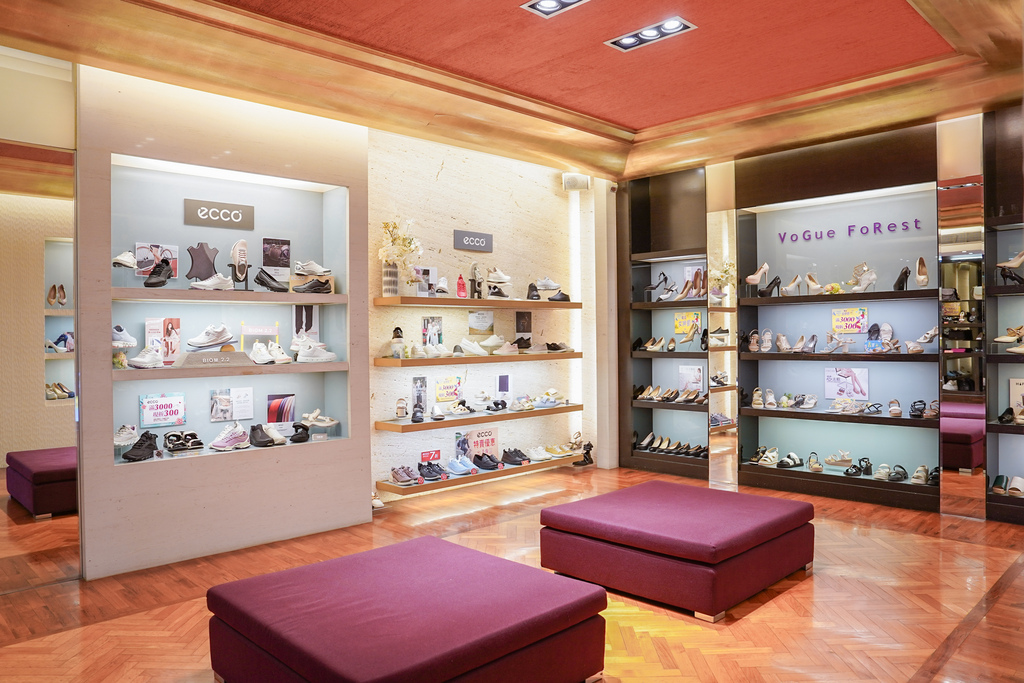 台南鞋店推薦 洒落森林VoGue FoRest 空間寬敞品牌齊全 時尚舒適機能一次買足 母親節活動優惠多8.jpg