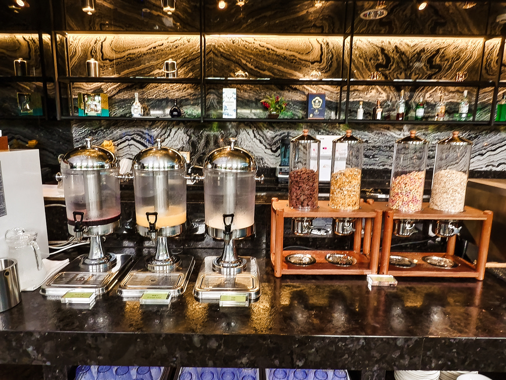 台北松山區住宿 阿樹國際旅店 arTree Hotel 近台北小巨蛋站 豪華三人房型開箱33.jpg