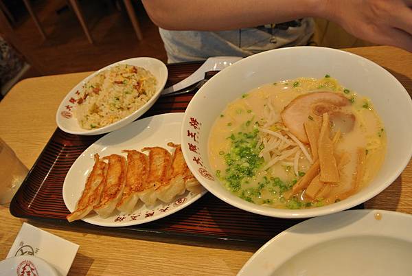 DSC_2039.JPG DSC_2039.JPG