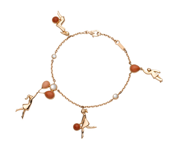 Van_Cleef_Arpels_bracelet_mercredi_a_paris.jpg