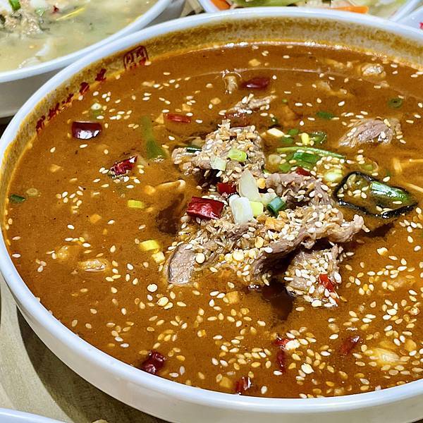 <大巨蛋美食>道地四川料理，超下飯酸菜魚麻辣煲