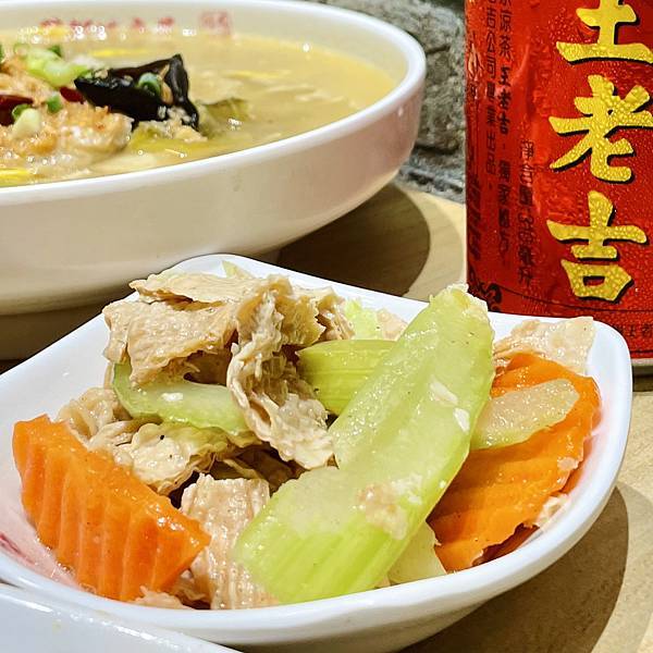 <大巨蛋美食>道地四川料理，超下飯酸菜魚麻辣煲
