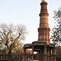 Dehli  37 Qutab Minar built 1193 AD.jpg