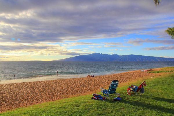 Ka'anapali Beach (southwestern Maui Island)_003.jpg