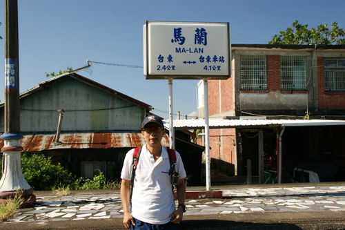 12台東糖廠舊鐵道.JPG