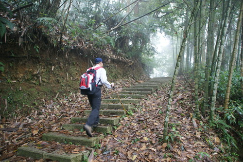 12水社大山.JPG